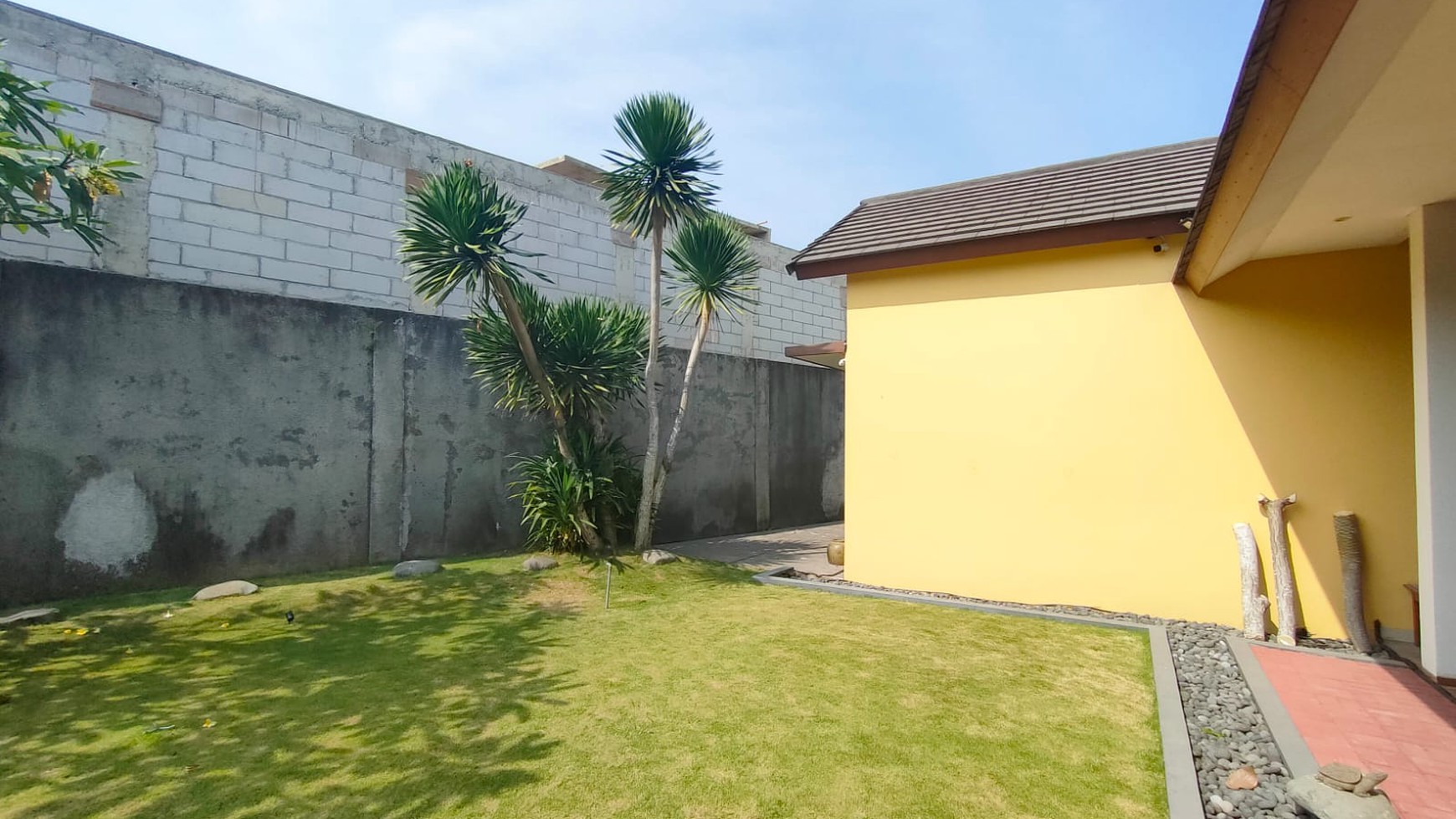 Rumah Lux di Tatar Rambut Kasih, kota Baru Parahyangan