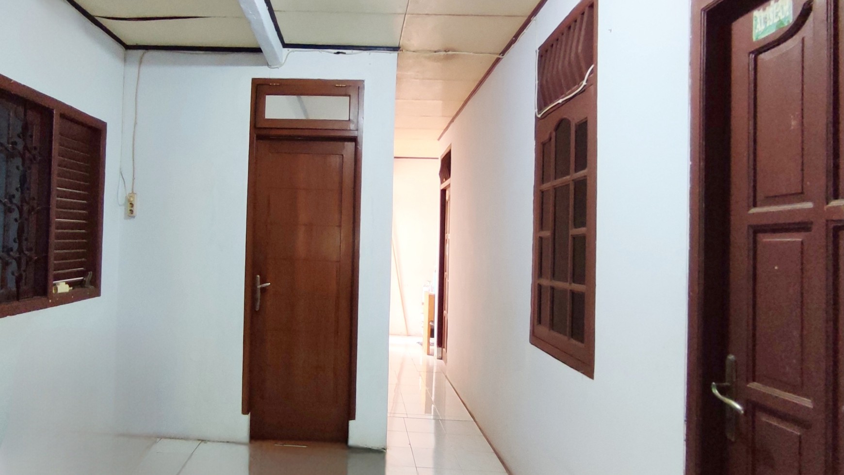 Harga Murah!!!Rumah 2 Lantai Luas 126m2 Harga 1.25M Nego di Bintaro, Tangerang Selatan.##YYWW