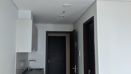 Apartemetn Nyaman Semi Furnihsed di Puri Mansion