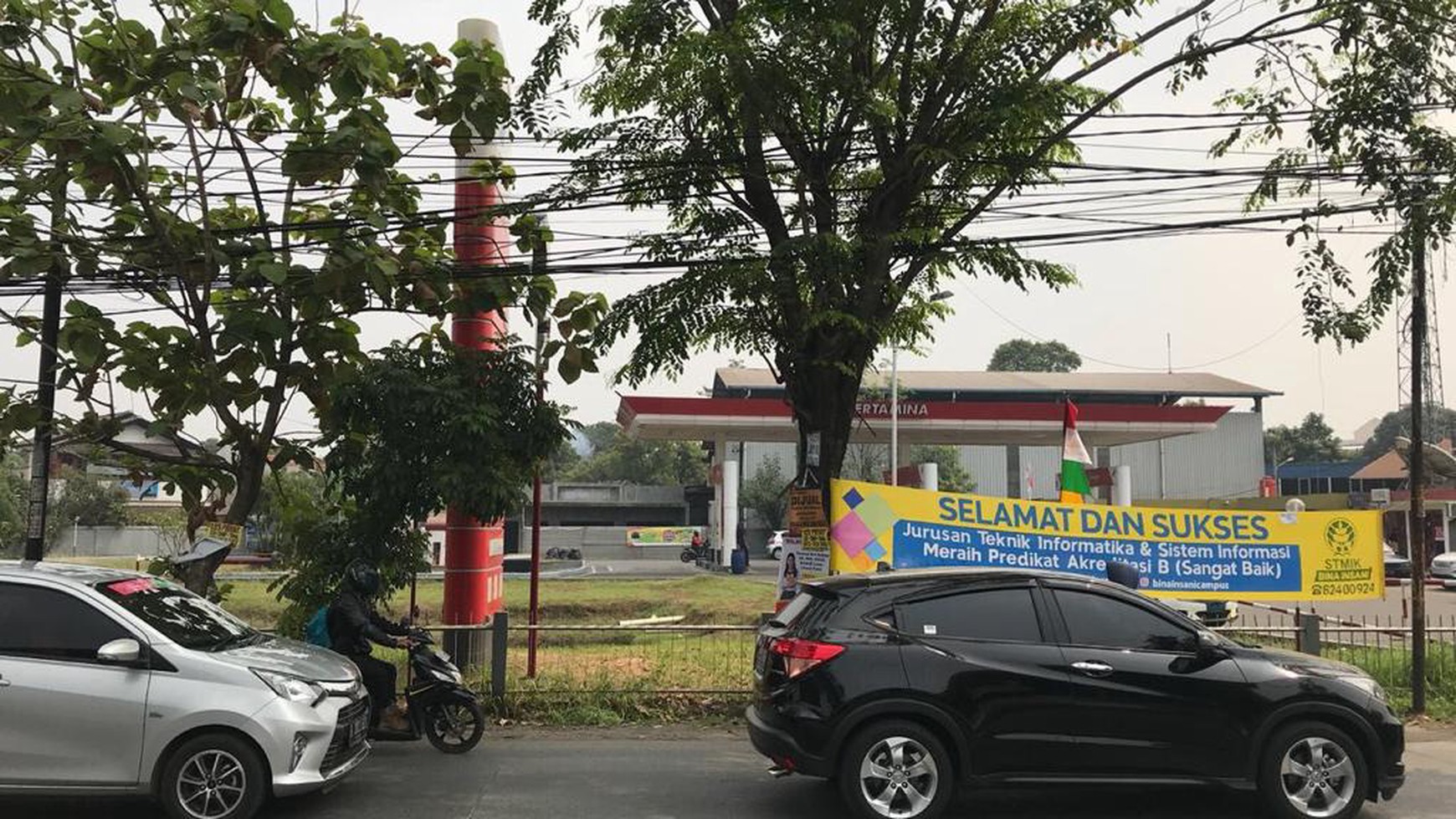 Ruang Usaha Dengan Lokasi Strategis Di Jl Raya Pekayon, Jakasetia, Bekasi Selatan