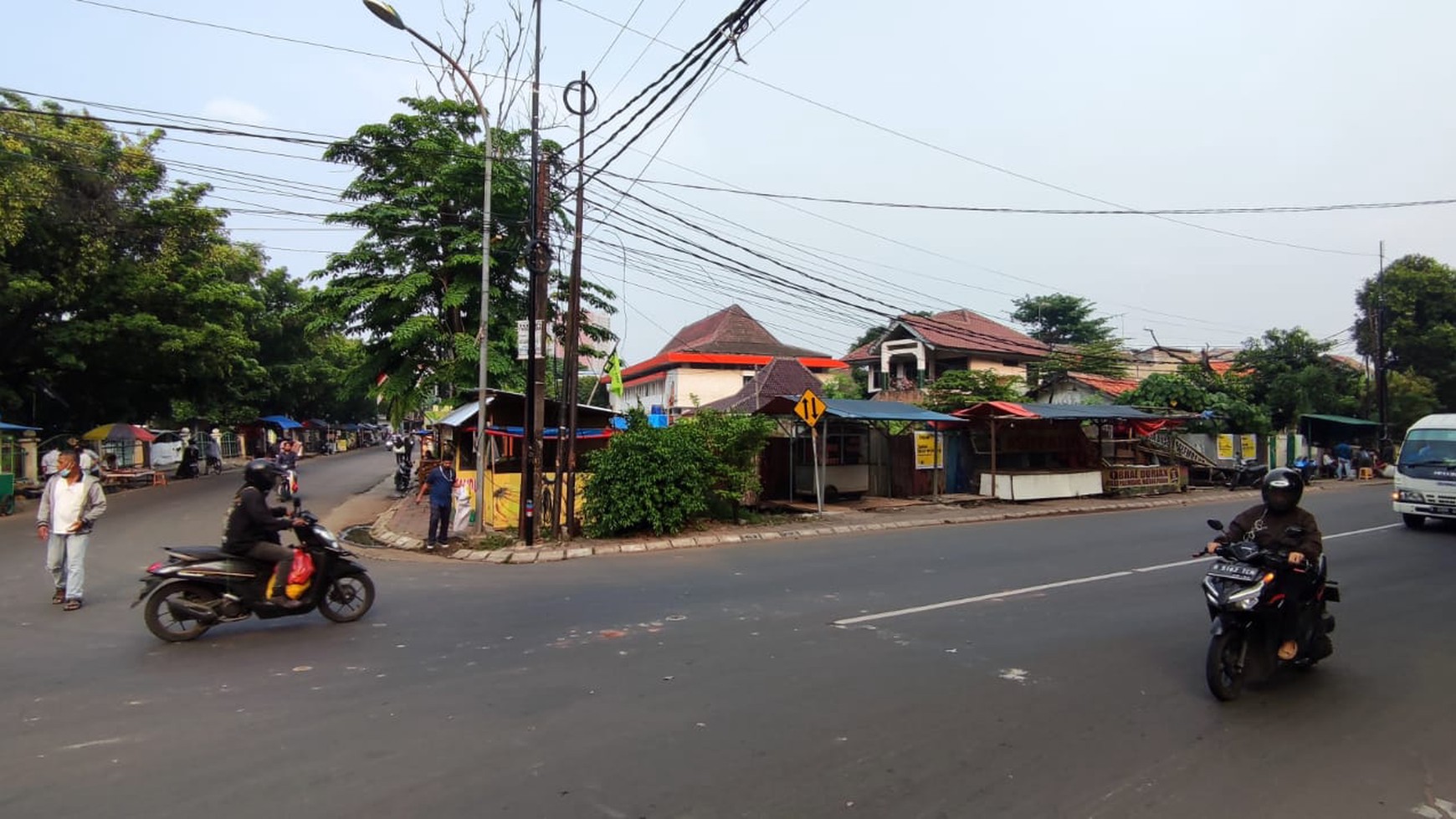 Dijual Kavling Strategis di Pinggir Jalan Lapangan Serbaguna, Bekasi Timur 