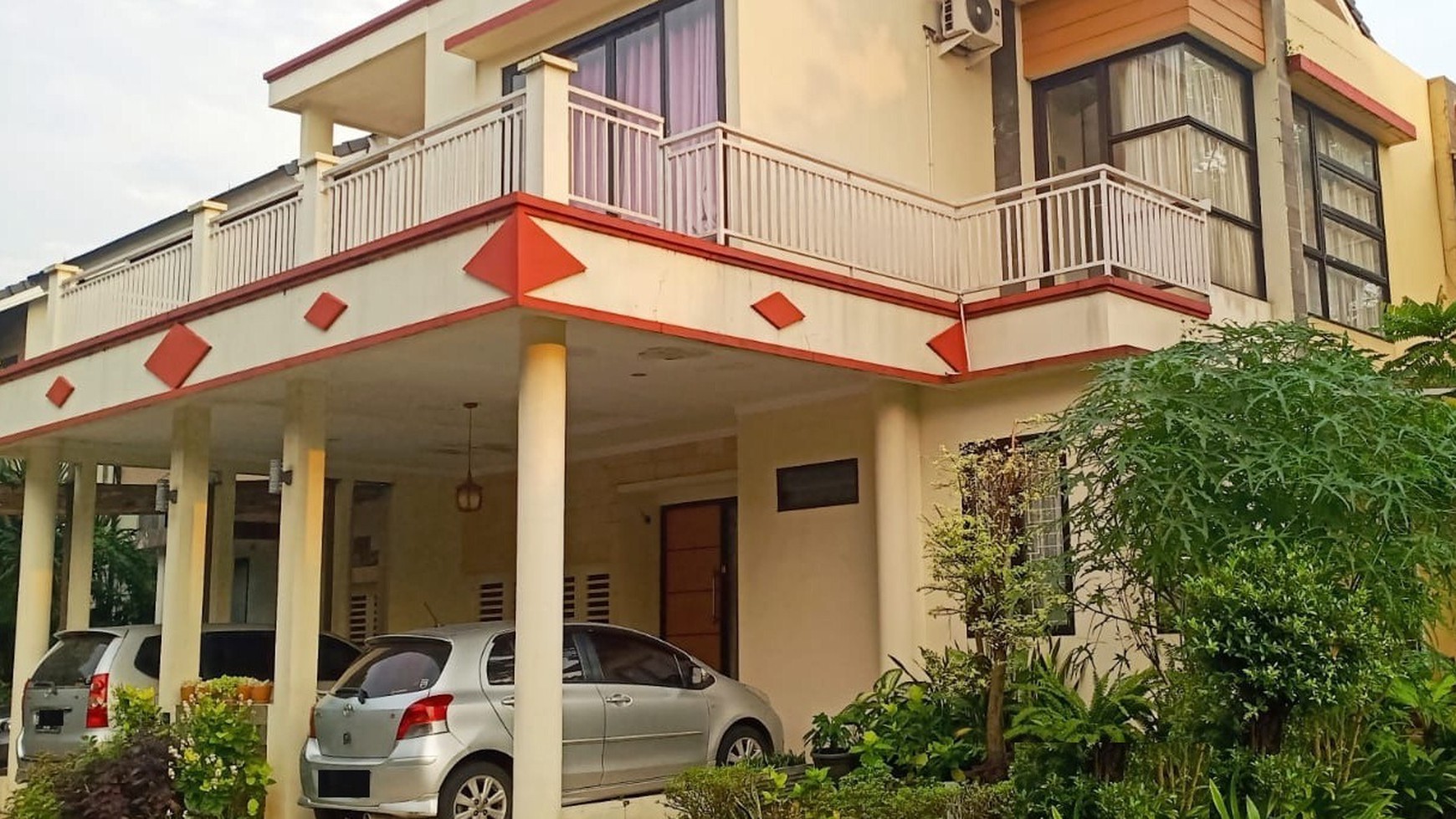 Rumah Luas Diarea Cluster Discovery, Akses Toll Bintaro Jaya 9