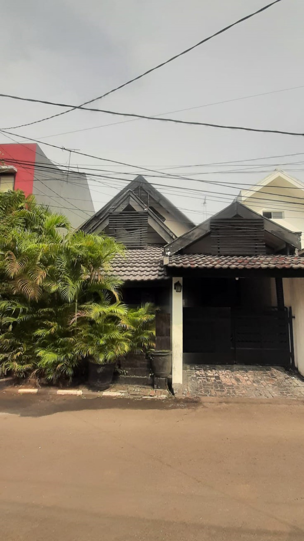 Hunian Asri Di Bintaro Jaya Sektor 3a, Dekat Akses Toll & Stasiun