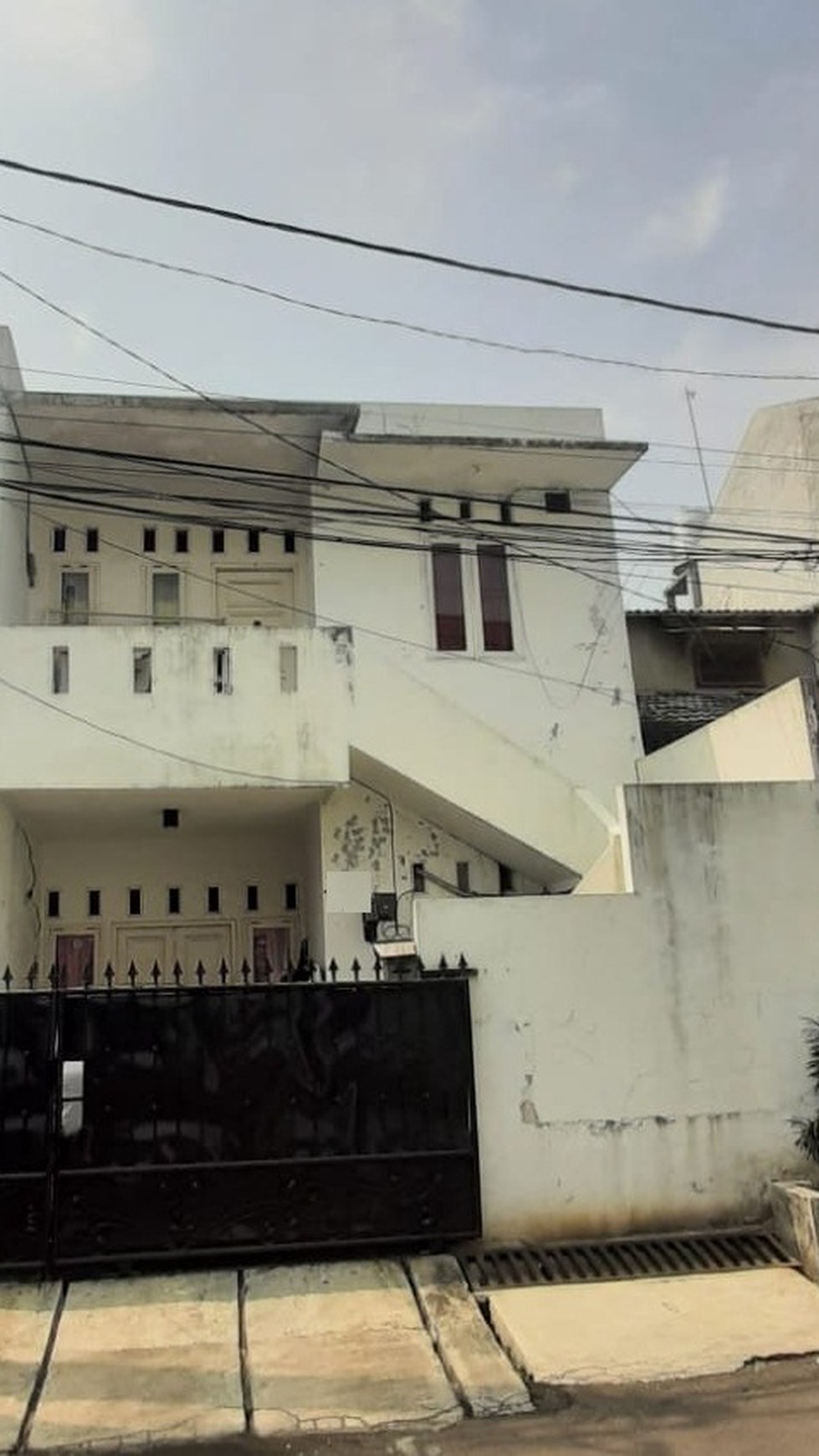 Rumah Asri Diarea Puri Bintaro Hijau, 2Lantai(Bisa Buat Kost) Nempel Bintaro Jaya 