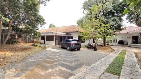RUMAH DI CIPETE, JAKSEL, RUMAH 1 LANTAI, DEKAT MRT CIPETE, PRIVATE POOL