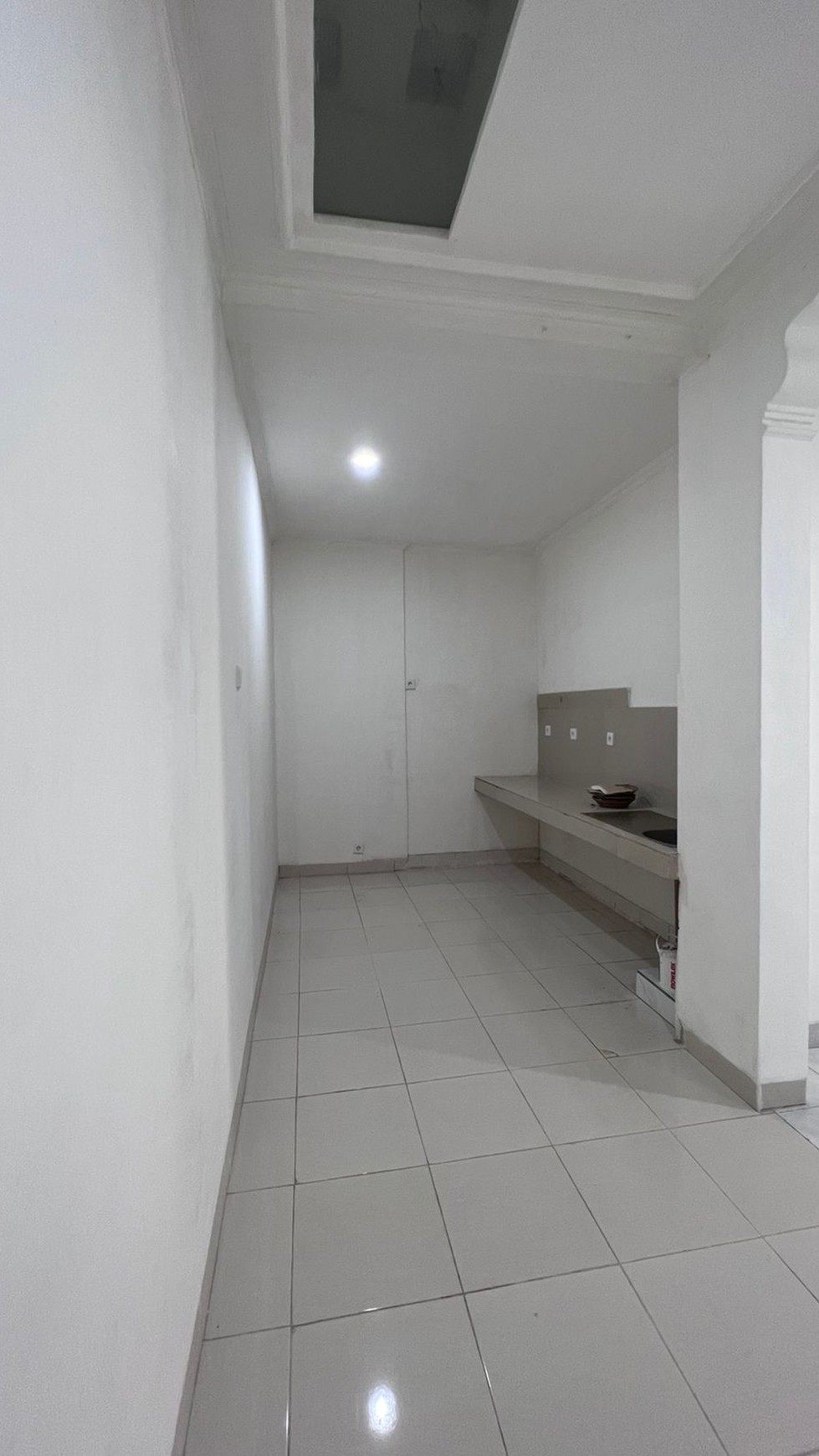 Rumah Siap Huni, Hunian Nyaman dan Asri @Emerald Town House, Bintaro