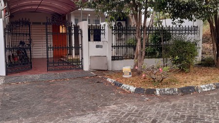 MURAH LUAS Dijual Rumah Darmo Sentosa Raya - Surabaya Barat Strategis dekat Akses Tol Satelit , Perum Villa Bukit Mas , Raya Mayjen Sungkono