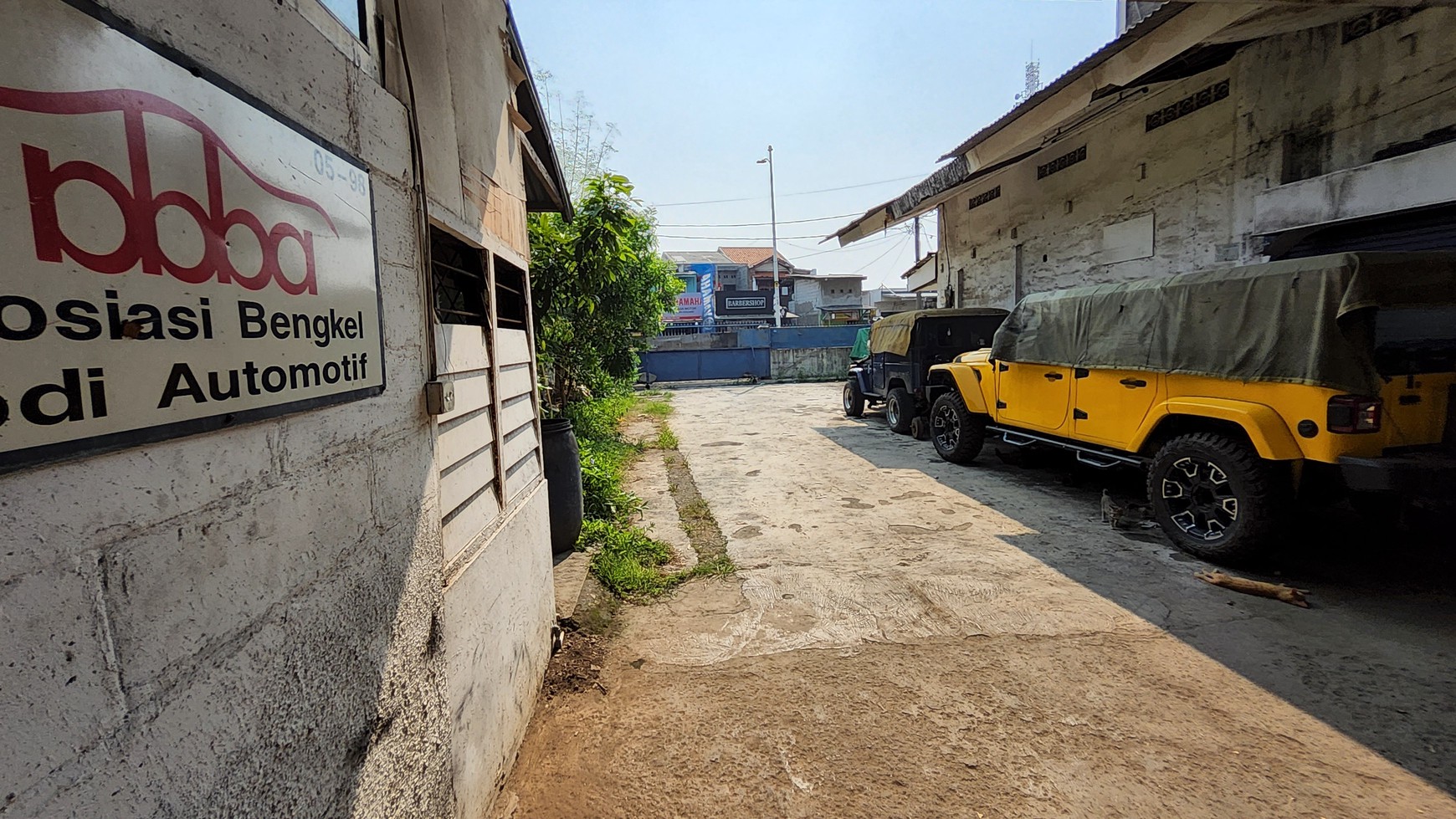 Gudang Siap Pakai di Lokasi Strategis Jalan Raya Duri Kosambi, Jakarta Barat 