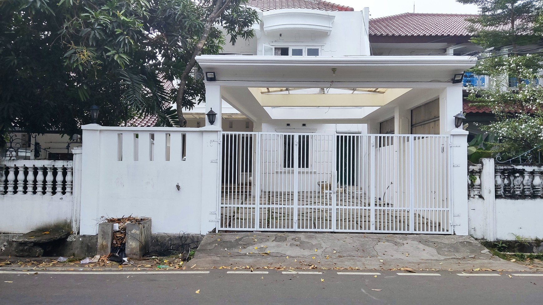 Sewa Rumah Bisa Untuk Kantor Sangat Dekat MRT FATMAWATI Cilandak