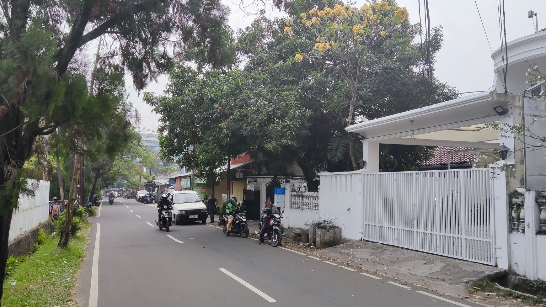 Sewa Rumah Bisa Untuk Kantor Sangat Dekat MRT FATMAWATI Cilandak