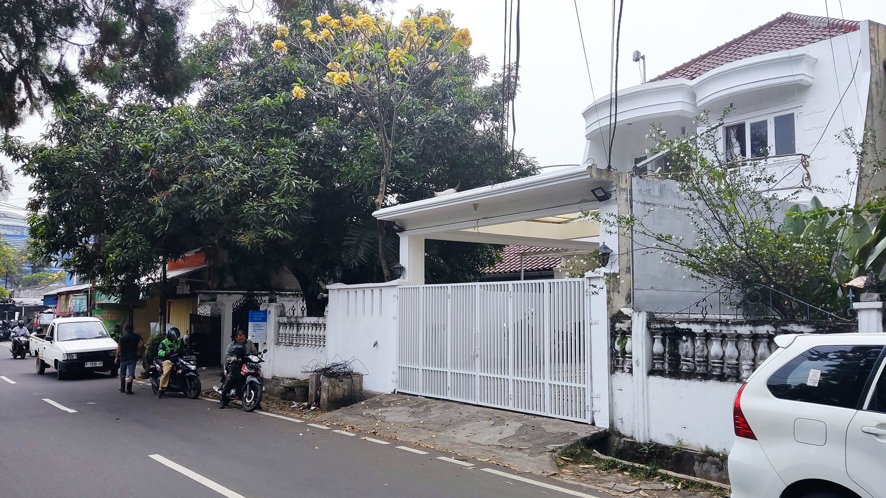 Sewa Rumah Bisa Untuk Kantor Sangat Dekat MRT FATMAWATI Cilandak