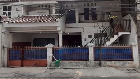 Rumah Lingkungan Kost & Usaha Percetakan Di Area Kebayoran Lama