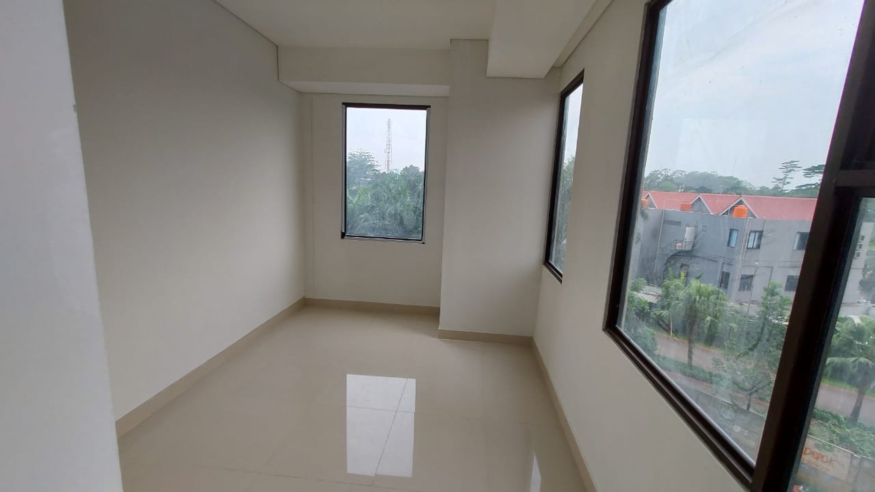 Di Jual unit Apartemen Trans Park Cibubur - Posisi Hoek dan View Bagus