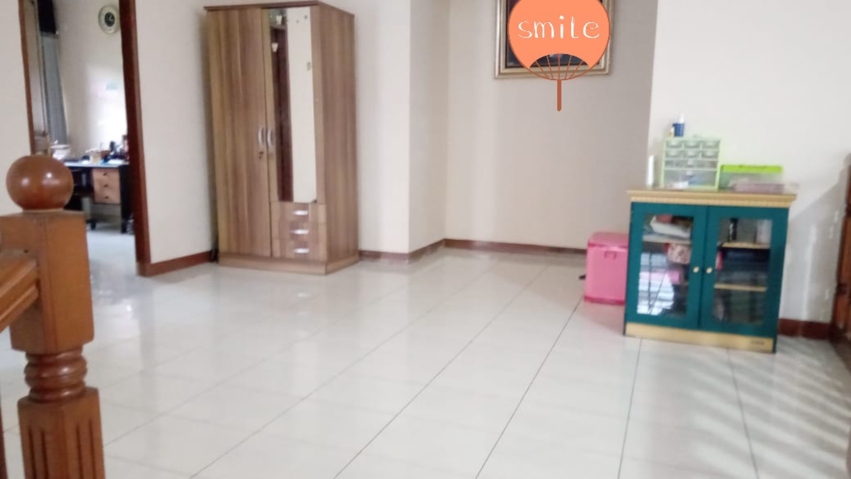 Rumah dua lantai semi furnished, hoek, hadap taman di Bukit Permai Cibubur