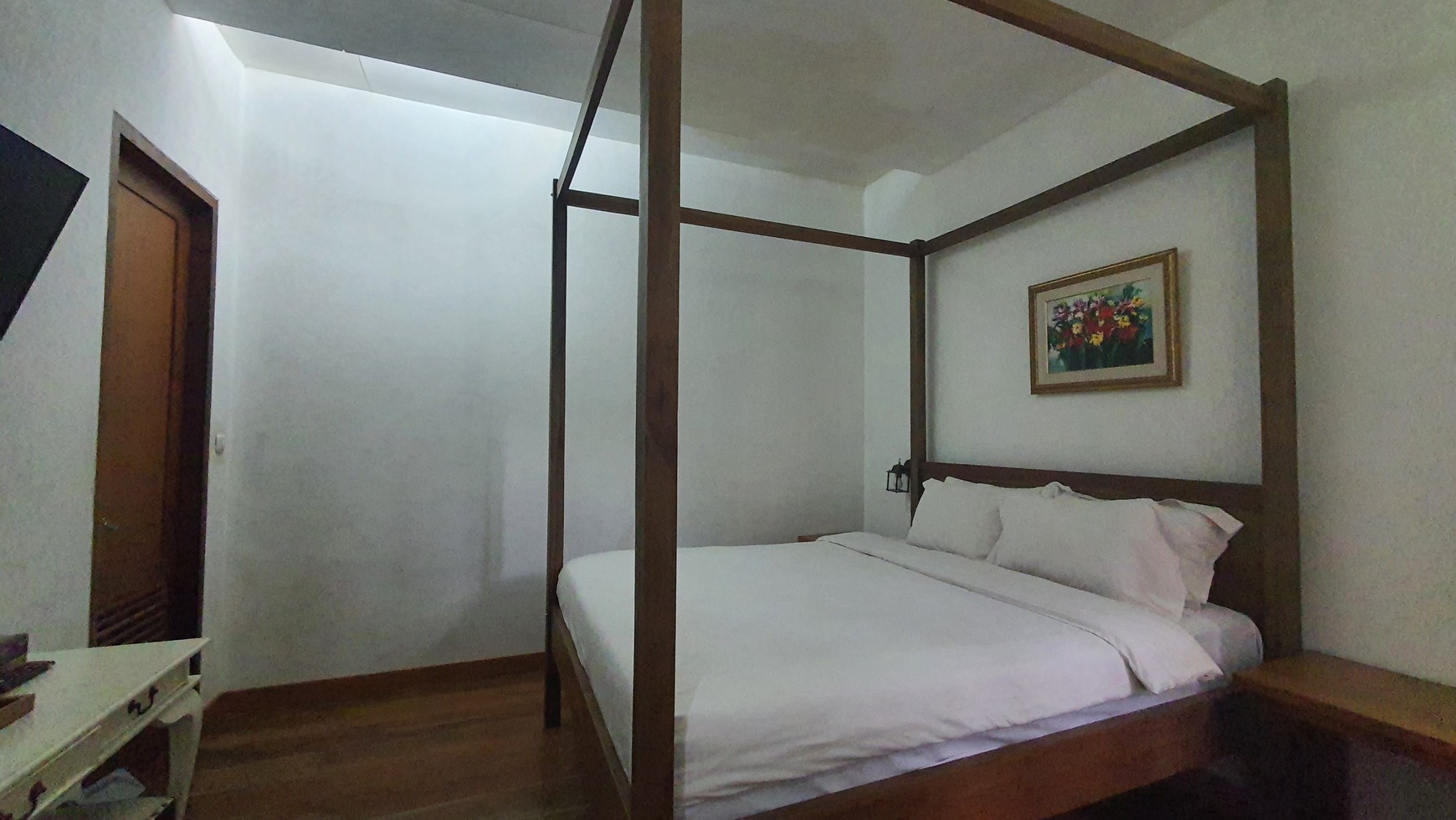 BEST DEAL VILLA RESSORT 25 ROOMS DI WISATA LEMBANG BANDUNG UTARA