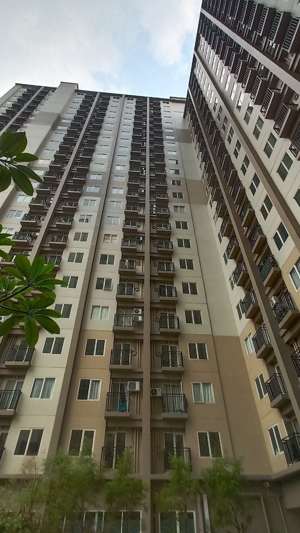 2BR stardand Unit Apartemen Podomoro Golf View, tanpa  Furniture