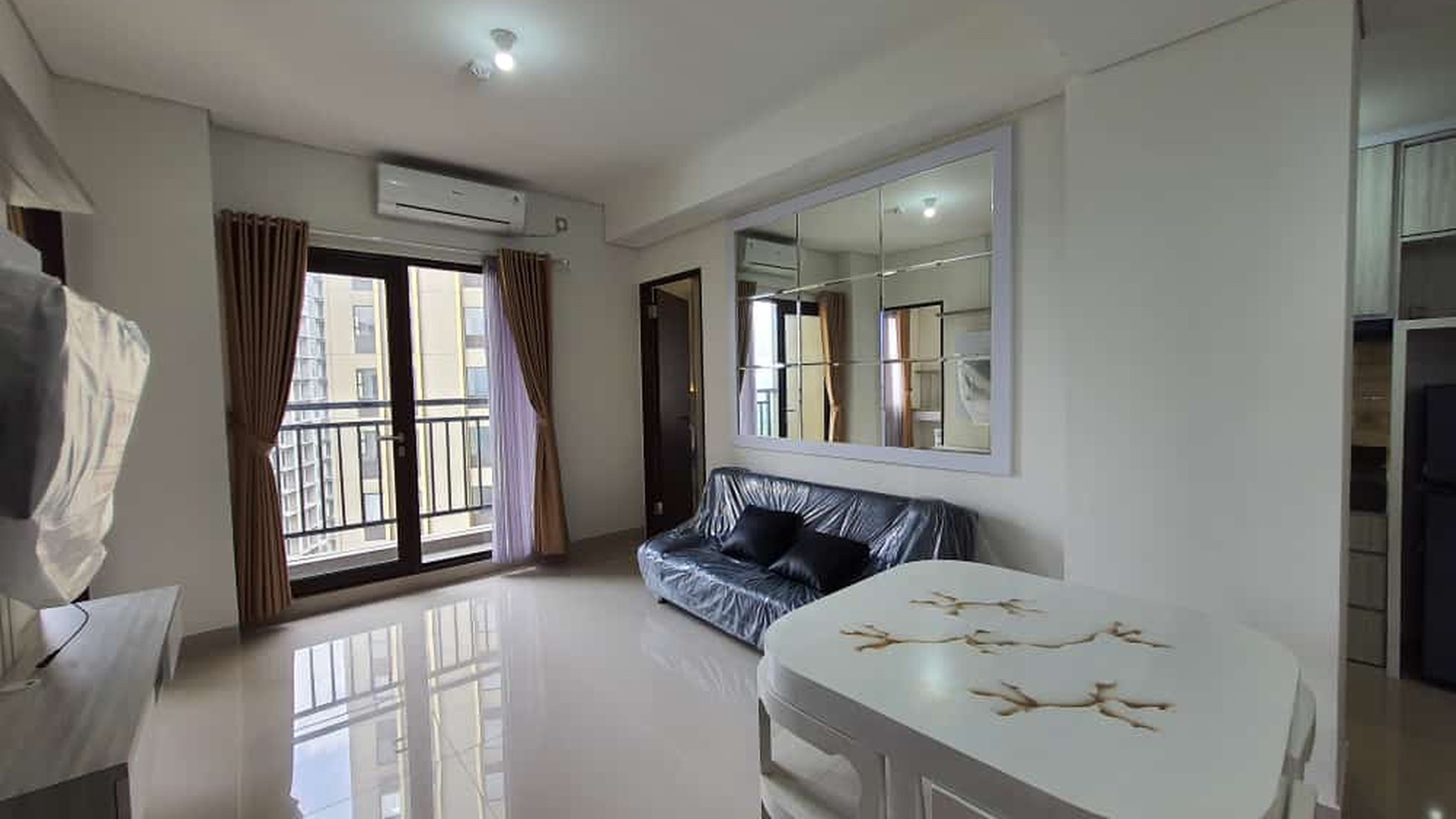 Unit 3BR Apartemen Trans Park Cibubur - Posisi Hoek &  View Bagus