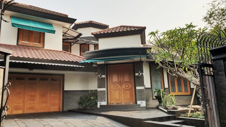 Rumah Kayu Putih Selatan, Luas 16x40m2