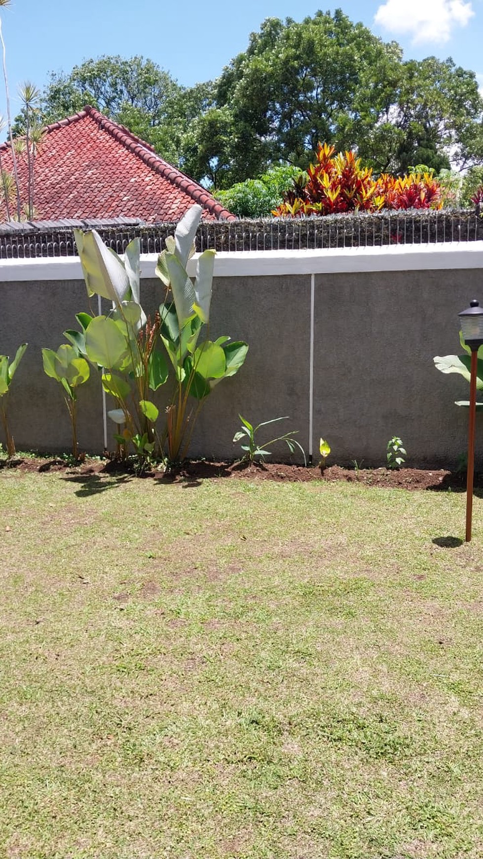 Rumah Asri Siap Huni di jl Fajar Raya, Cimahi