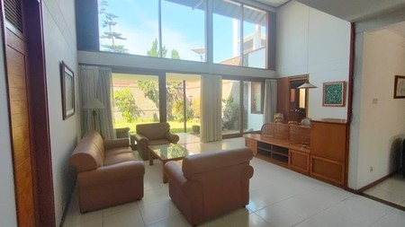 Rumah Lux Full Furnished di Setrasari Kulon, Bandung
