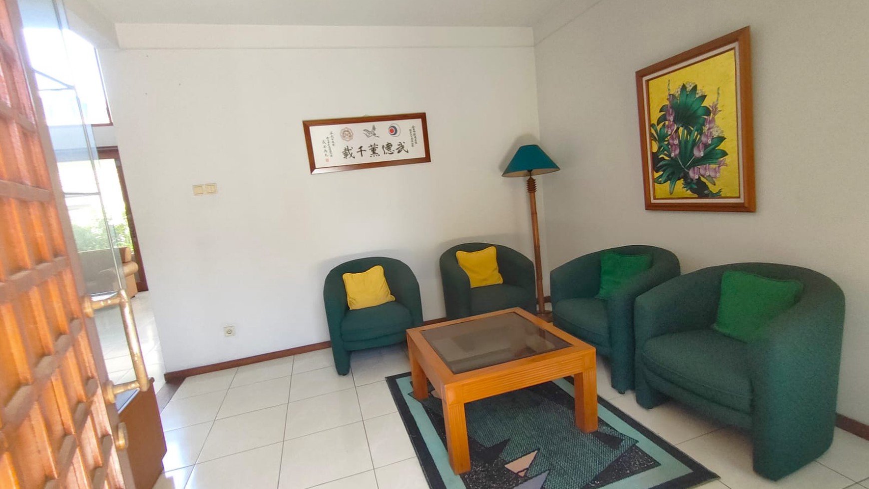 Rumah Lux Full Furnished di Setrasari Kulon, Bandung