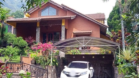 Rumah Villa Arca Medika Trawas Mojokerto, 3+1 K.Tidur, View Pegunungan, Siap Huni