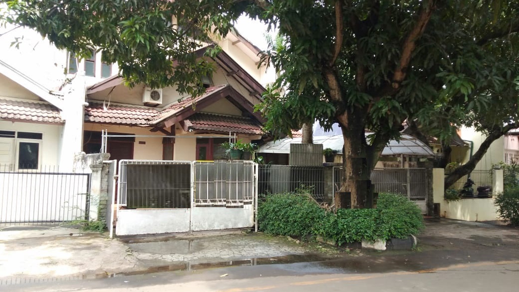 Rumah Hitung Tanah di dalam Cluster Bintaro Jaya sektor 3A.