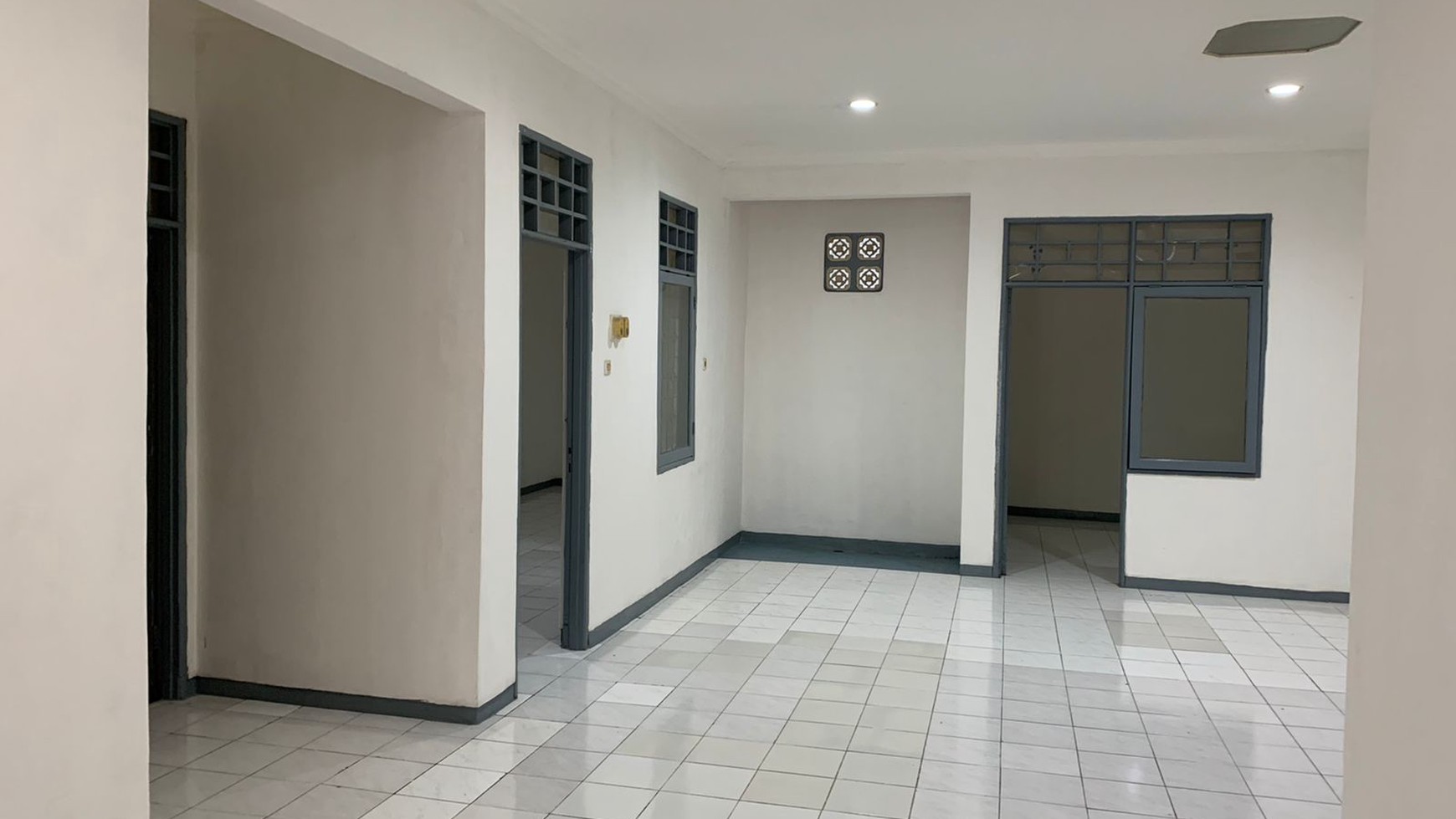 Dijual SEGERA Rumah Bagus Di Bougenville Loka, Graha Raya Bintaro, Tangerang Selatan 