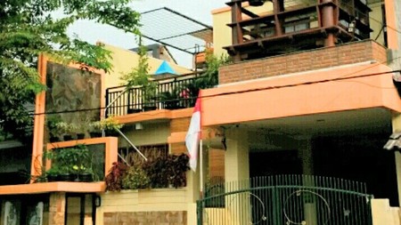 Rumah di Mertilang Bintaro Sektor 9 TangSel.