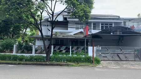 Rumah Bagus dan Siap Huni di Maleo, Bintaro Jaya Sektor 9, Tangerang Selatan