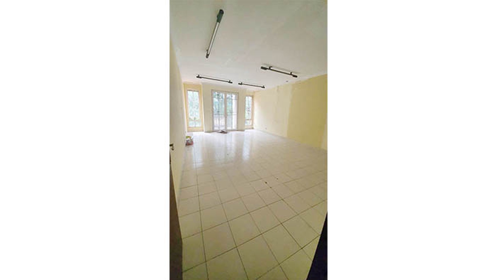 Ruko Bukit Gading Mediterania, Kelapa Gading Luas 5x18m2