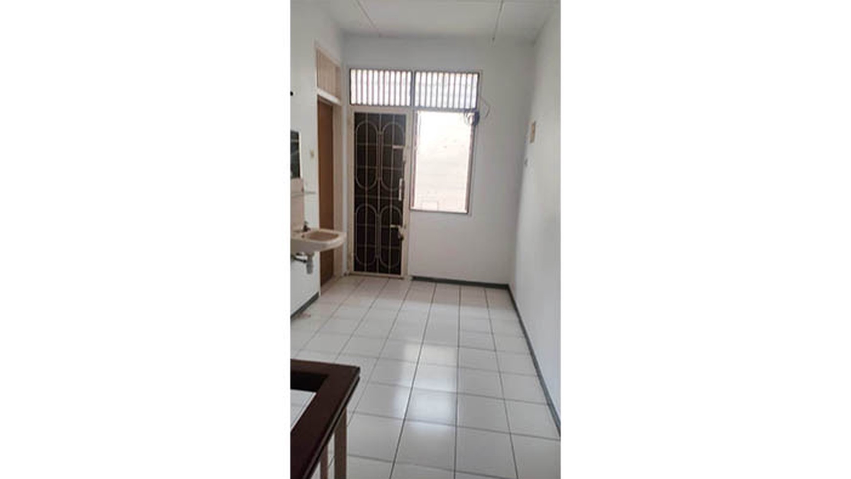 Rumah Janur Elok, Kelapa Gading Luas 9x17m2