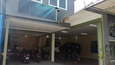 Rumah Mainroad untuk tinggal dan usaha, di Ciganitri, buah batu