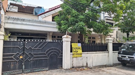 Rumah 2 lantai di Kavling Polri