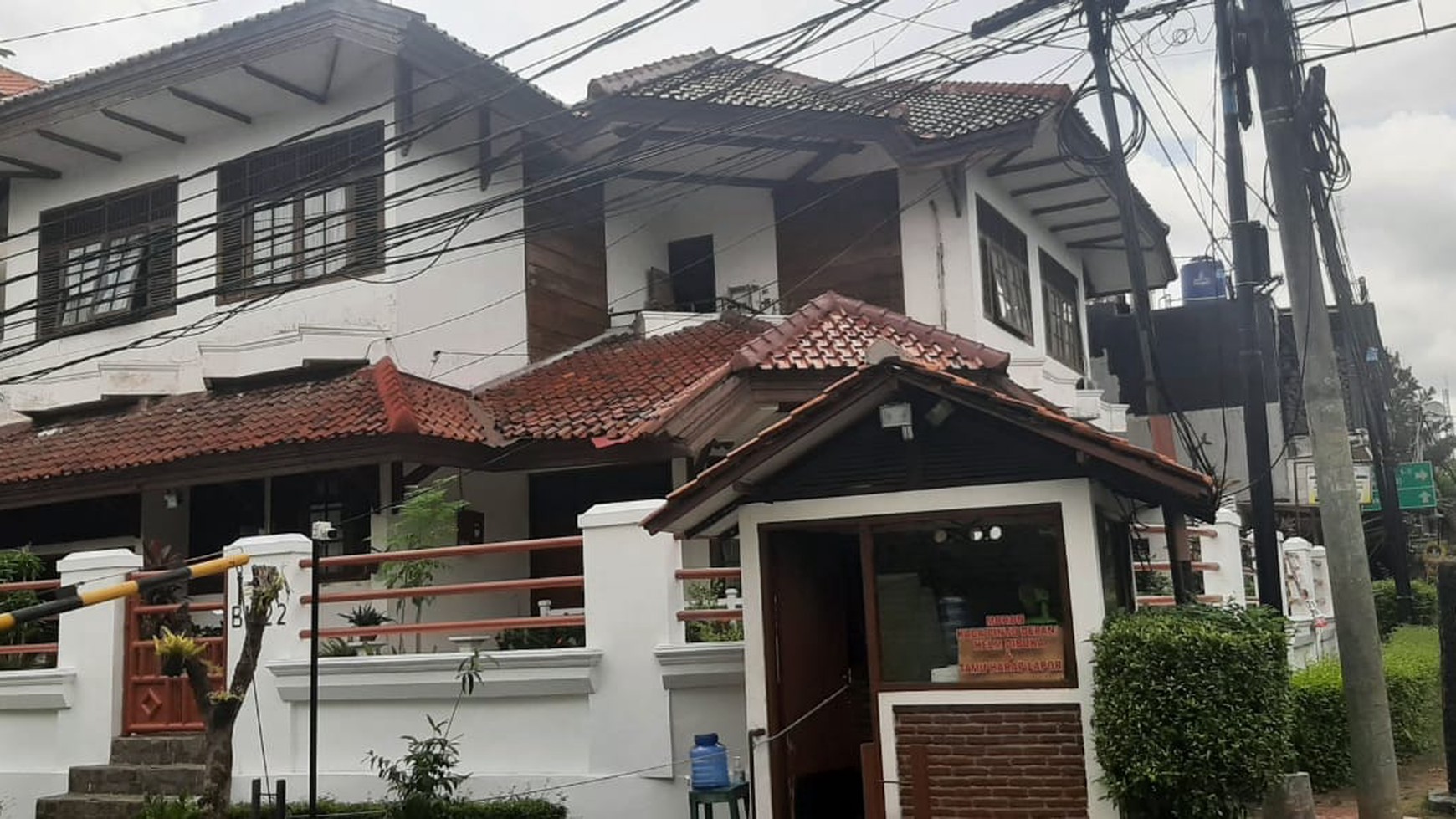 Rumah Siap Huni di Bintaro Sektor III, Bintaro .