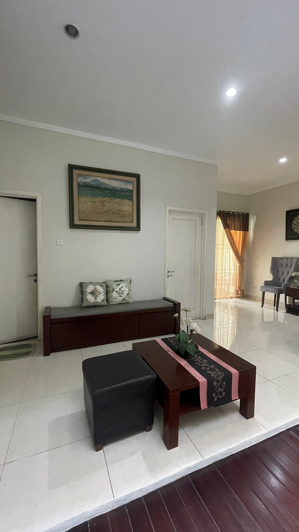 DiJual Segera Rumah di Kebayoran Village, Bintaro Jaya Sektor 7, Tangerang Selatan