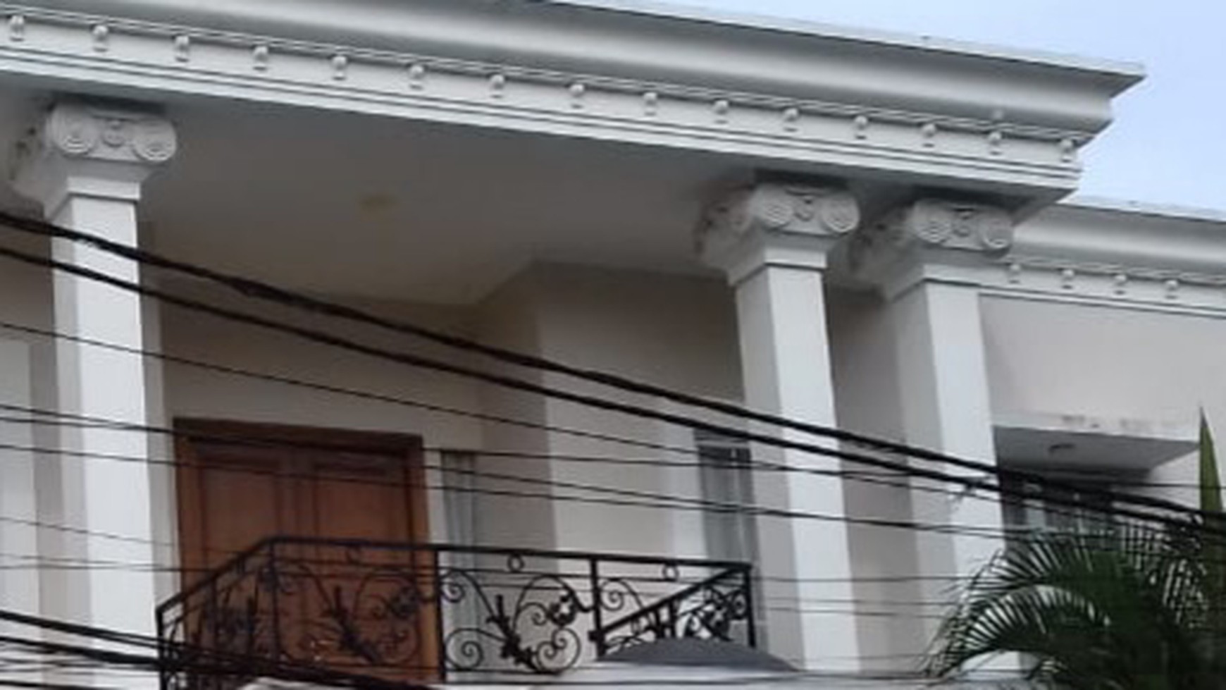 RUMAH BAGUS DI MENTENG JAKARTA PUSAT JARANG  ADA TEMPATNYA SANGAT TENANG