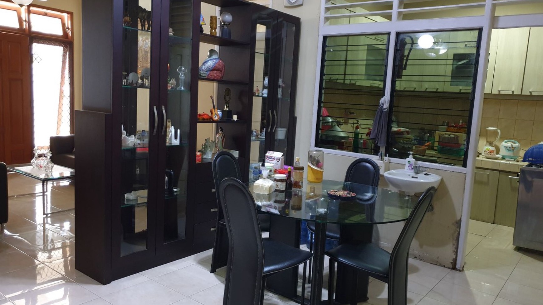 Dijual rumah Bidara  - Semi Furnish