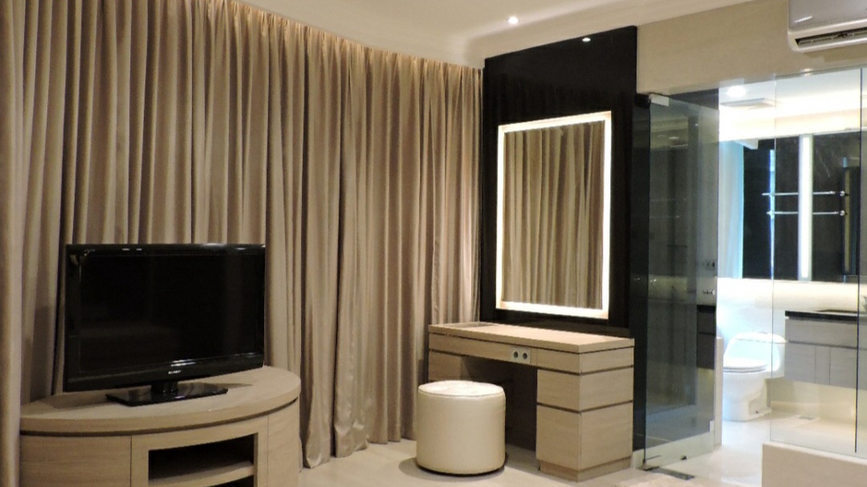 Apartemen Full Furnish Denpasar Residence, Kuningan City Luas 135m2