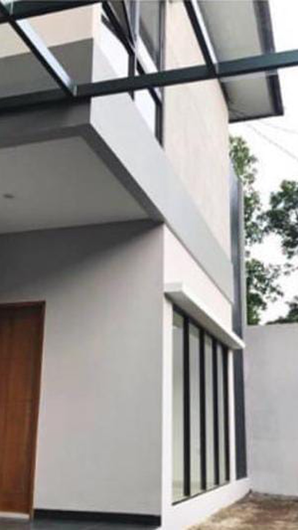 Rumah Mewah Baru di Komplek Cipaganti Permai, Bandung