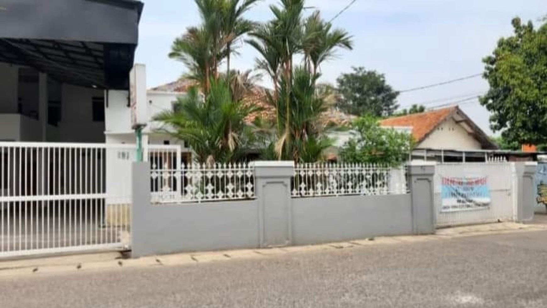 DIJUAL RUMAH SIAP HUNI DAN TEMPAT USAHA