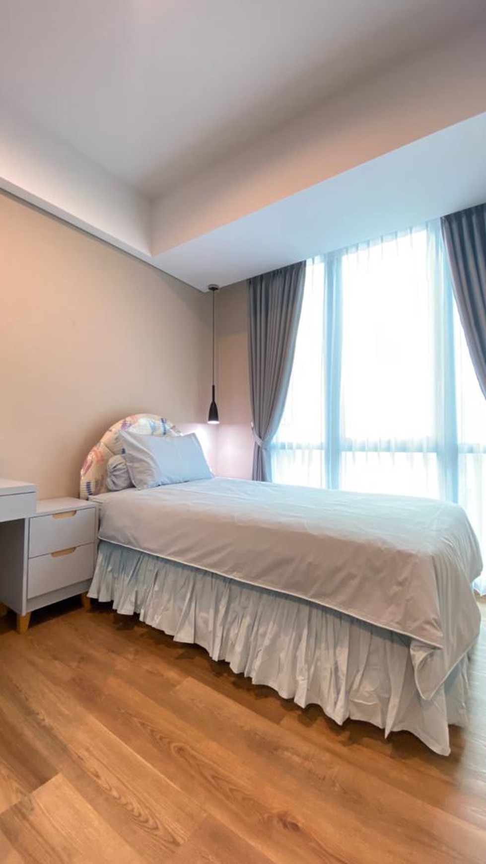 Apartemen Fully Furnished Holland Village Baru