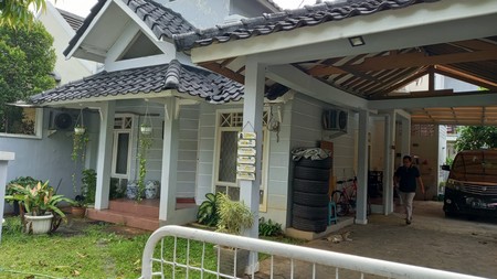 Rumah rapih, bangunan kokoh di Bintaro.