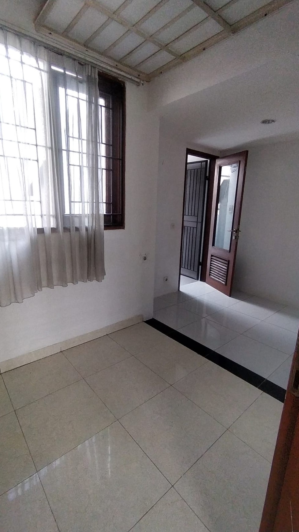 Rumah Hook Siap Huni & Hunian Nyaman @Emerald Residence, Bintaro