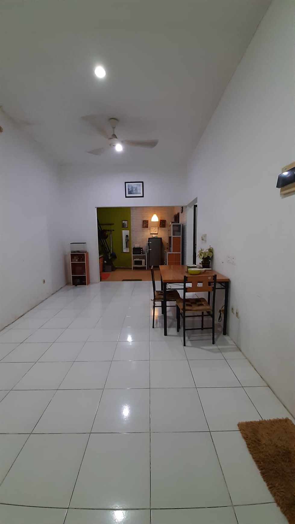 Rumah Siap Huni Dalam Cluster & Semi Furnished @Town House Sektor 9 Bintaro, Jombang