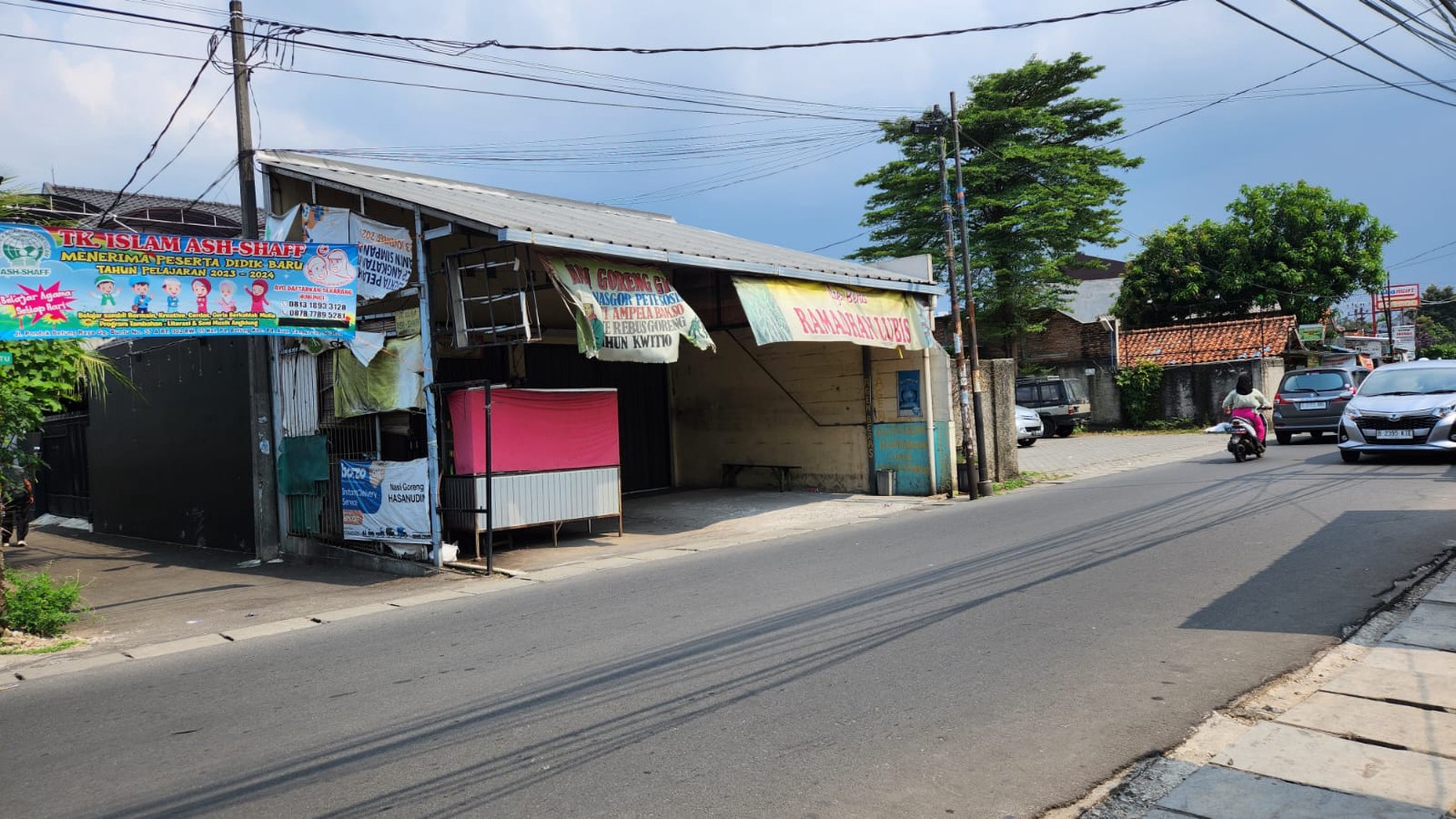 Rumah Lokasi Strategis Pinggir Jalan Raya & Terdapat 2 Kios @Pondok Betung Raya