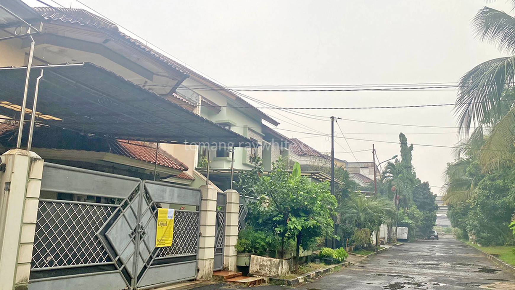 Rumah dijual di Duren Sawit