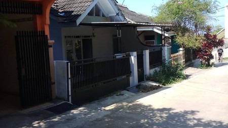 Rumah Asri di Komplek Cipageran Asri Cimahi