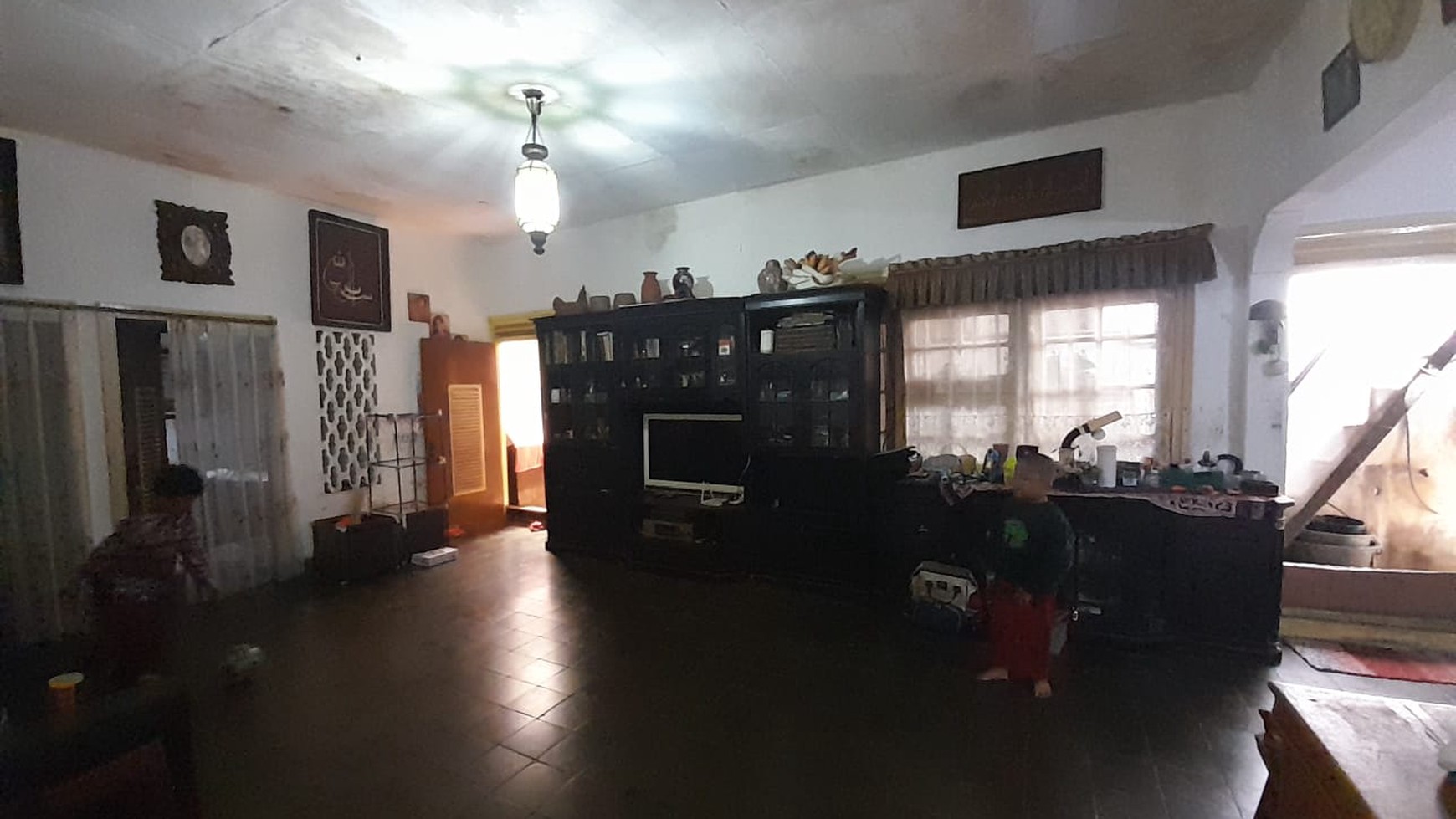 Rumah Asri Classic di Sayap Supratman, Bandung Kota