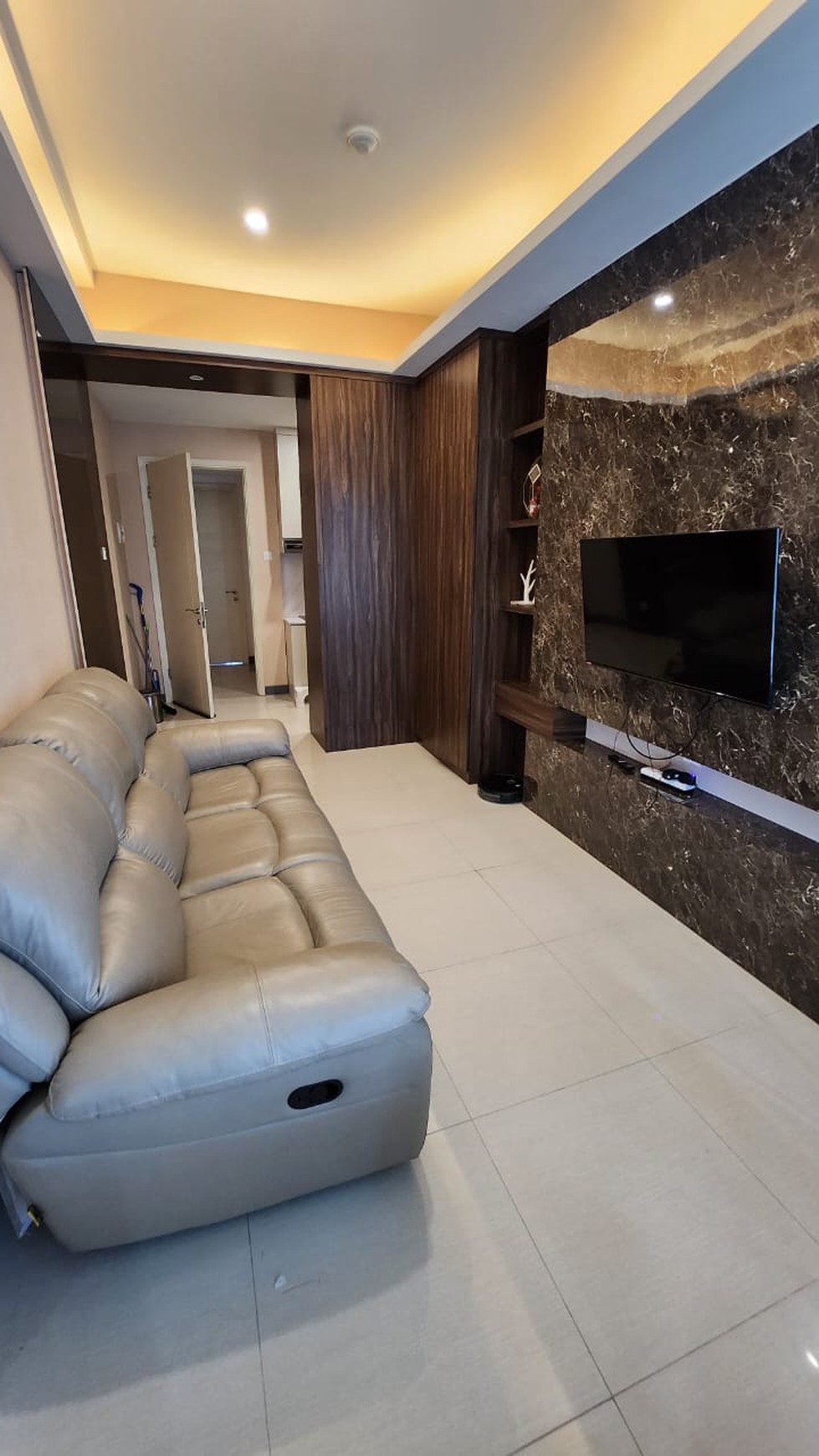 Apartemen Benson 2 BR Renov Jadi 1 BR JUMBO Full Furnished Modern Mewah Akses Pakuwon Mall